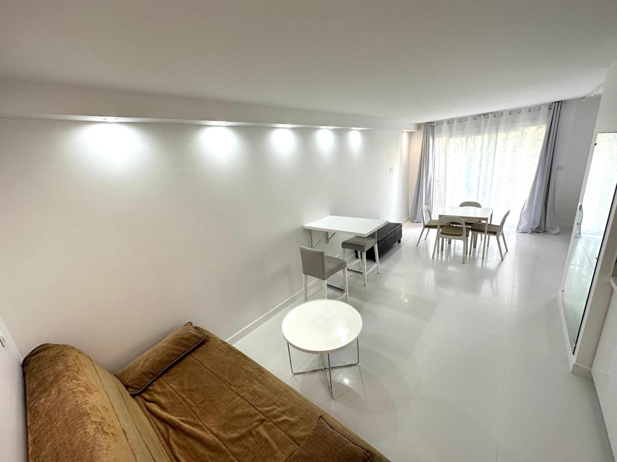 Studio Trip In Paris - Gare De L'Est Appartement Buitenkant foto